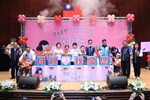 母親節將到來-社會局今-4-日在市府集會堂舉辦-模範母親與市長有約-合照活動3
