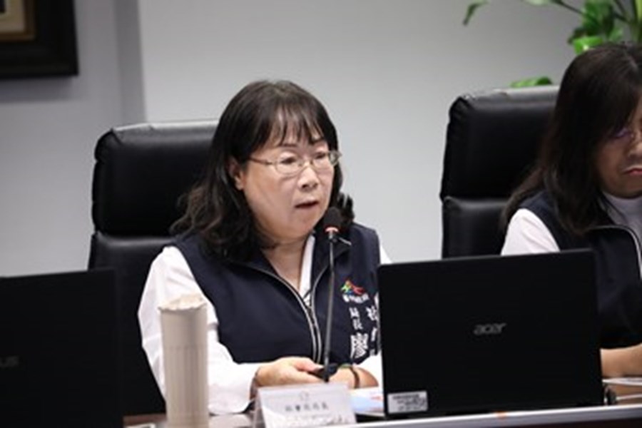 社會局長廖靜芝專案報告