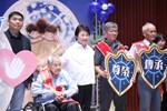 今日活動邀請近400位模範父親及親友約2500人共襄盛舉